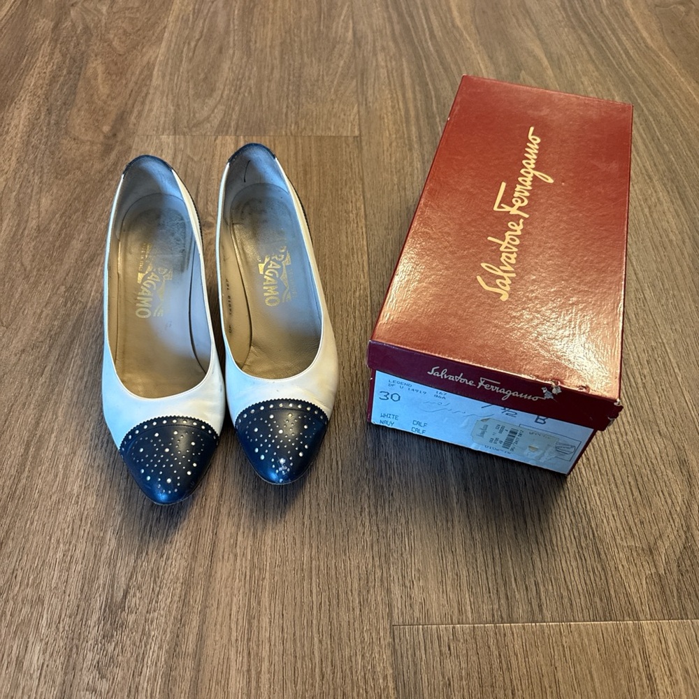 Salvatore Ferragamo Navy and White Two-Tone Leather Pumps